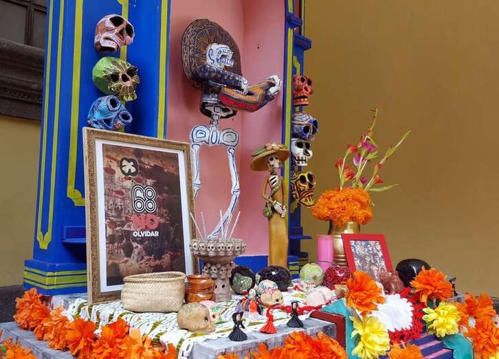 Desde el miércoles se podrá visitar el Altar de Muertos, dedicado a las víctimas estudiantes de la masacre de Tlatelolco (Foto TA)